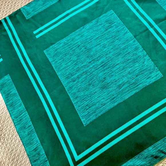 Vintage Griffin silk scarf - Picture 1 of 10